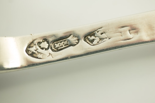 Keuren op achterzijde steel|Hallmarks on the rear of the stem