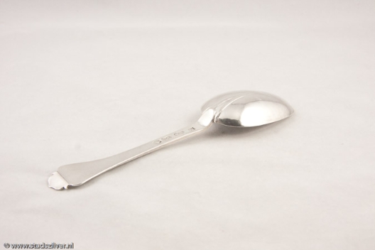 Onderzijde van de lepel|Rear side of the spoon